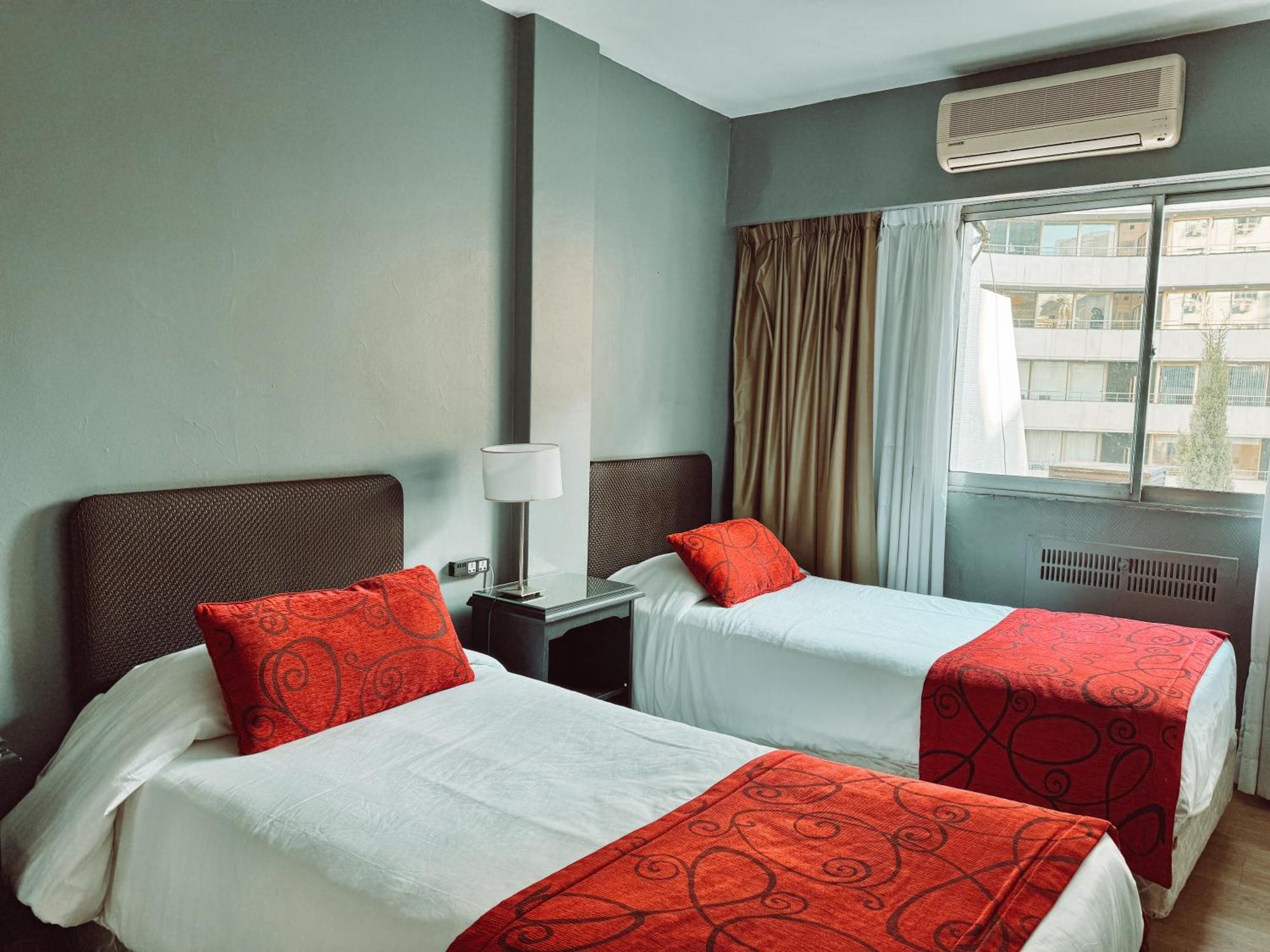 Standard Twin Room