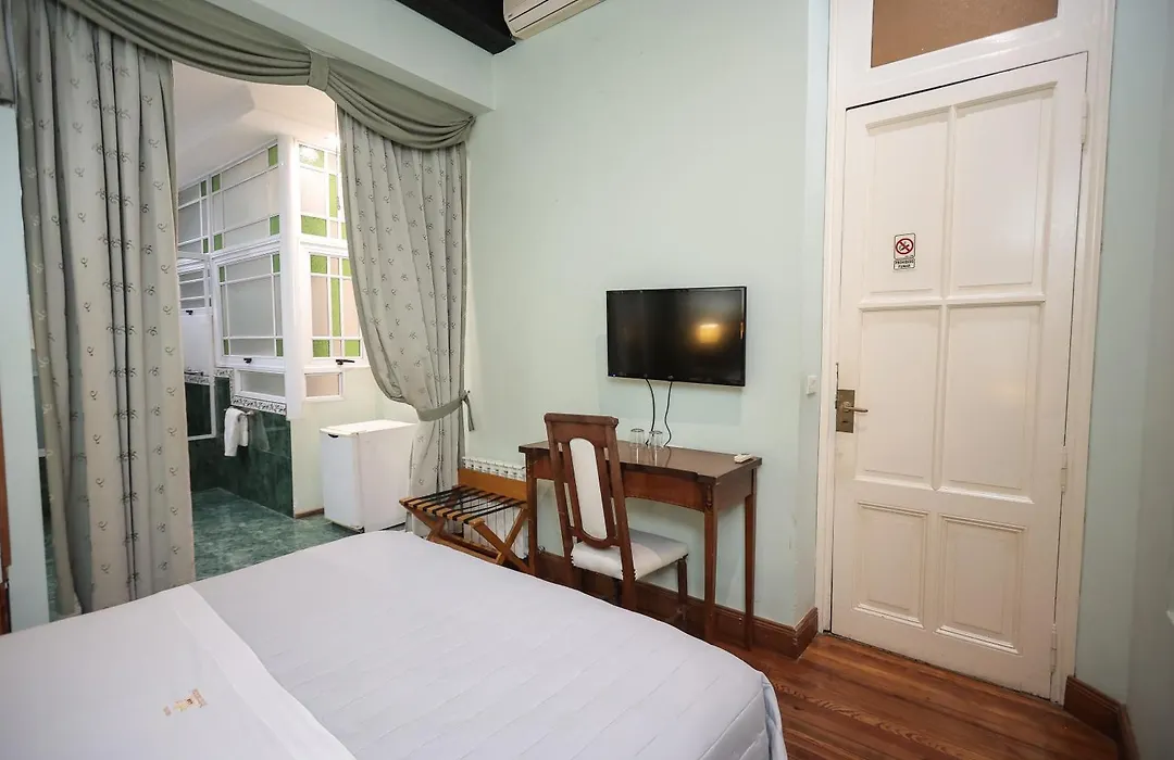 Hotel A&B Internacional-1