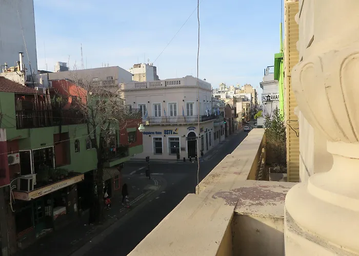 Sabatico Travelers & Guesthouse