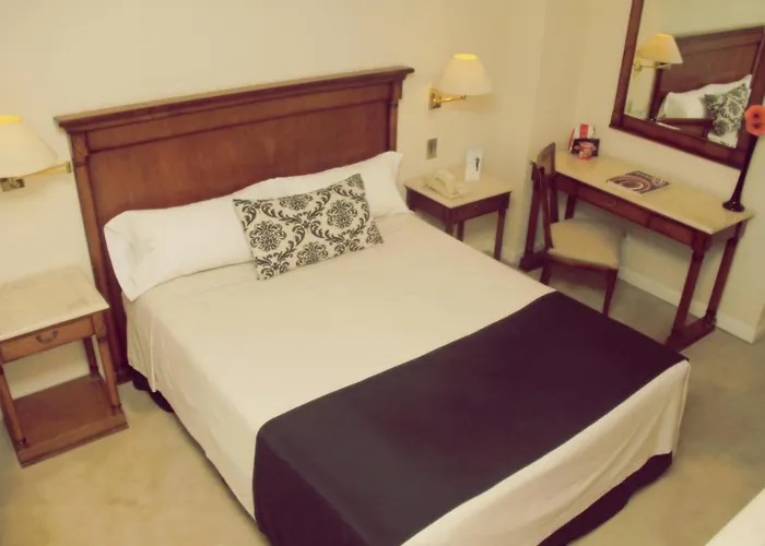 Howard Johnson Hotel 9 De Julio Avenue